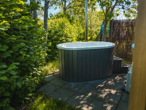 HÉBERGEMENT INSOLITE 2 personnes - Cabane en zone humide
