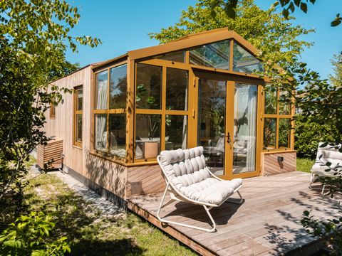 MAISON 16 personnes - Espace pour les groupes + 4 petites serres