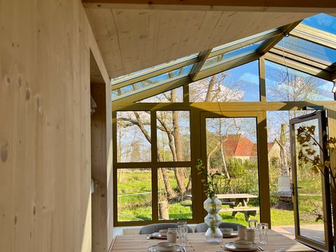 MAISON 16 personnes - Espace pour les groupes + 4 petites serres