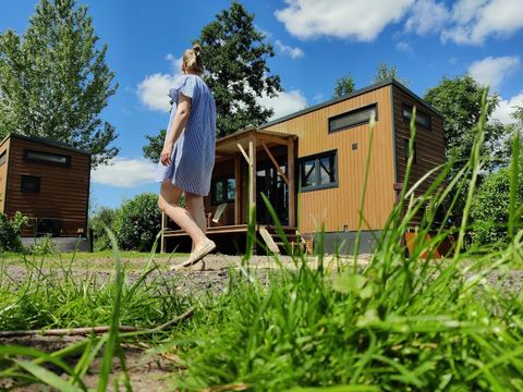 MAISON 16 personnes - Espace pour les groupes + 4 petites serres