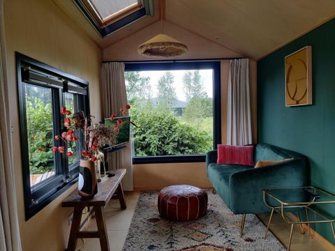 MAISON 16 personnes - Espace pour les groupes + 4 petites serres