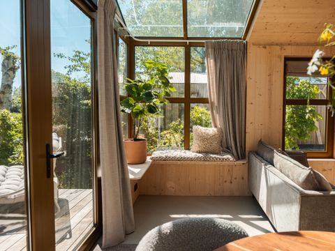MAISON 16 personnes - 4 x grandes serres