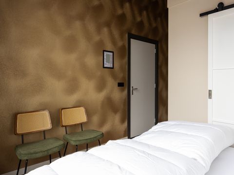 MAISON 36 personnes - Bâtiment principal 20 personnes + 4 grandes serres