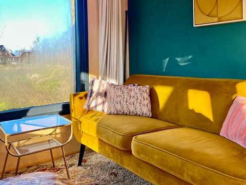 MAISON 36 personnes - Bâtiment principal 20 personnes + 4 petites serres