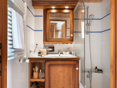 APPARTEMENT 6 personnes - 2 chambres - Vue montagne - Balcon