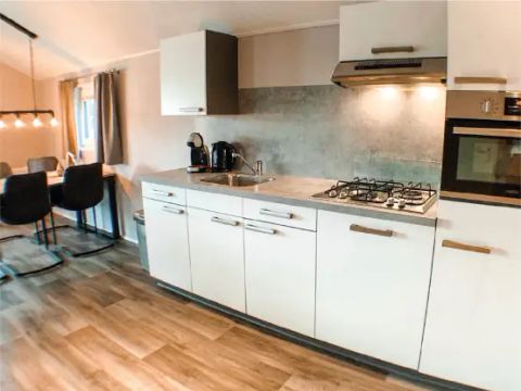 HÉBERGEMENT INSOLITE 6 personnes - Pavillon d'eau