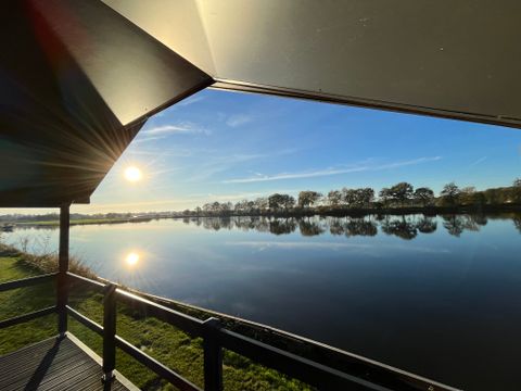 HÉBERGEMENT INSOLITE 6 personnes - Pavillon d'eau