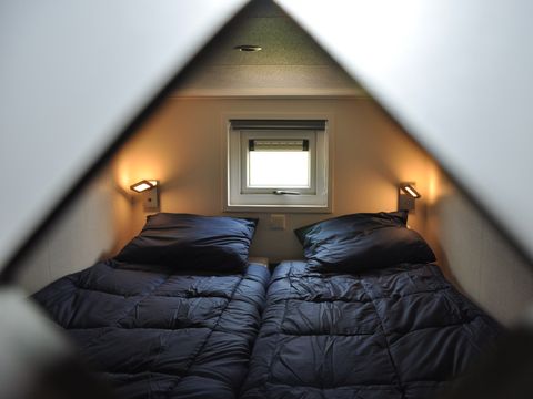 HÉBERGEMENT INSOLITE 6 personnes - Pavillon d'eau