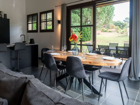 VILLA 6 personnes - Graves