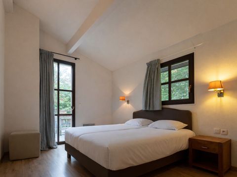 VILLA 6 personnes - Fronsac Deluxe Piscine