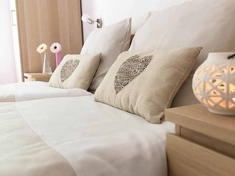 BUNGALOW 6 personnes - L-C6