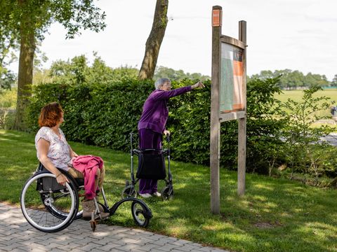 APPARTEMENT 4 personnes - Fauteuil roulant plat