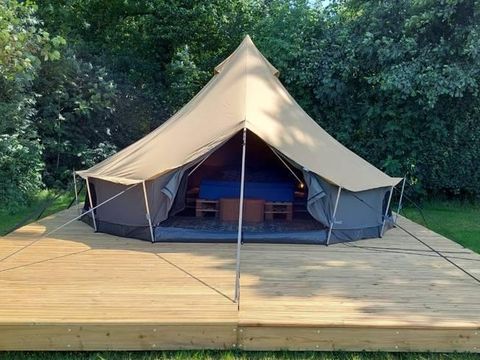 Tente en toile et en bois 2 personnes - Tente cloche de luxe 2 personnes