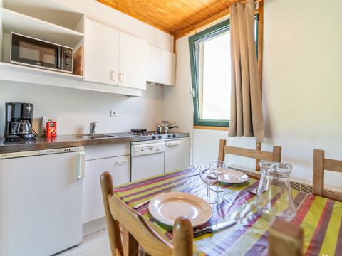 Chalet 6 personnes - HARMONIE avec la nature - 31m² - 2 chambres avec vue rivière