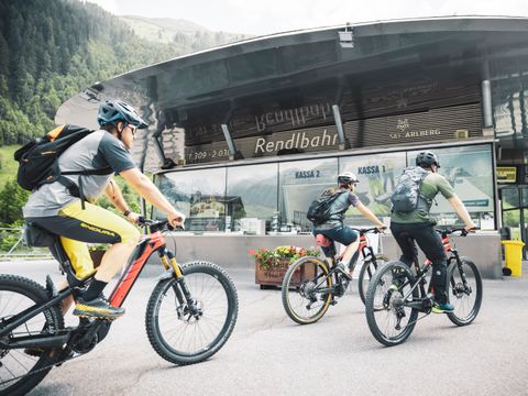 CHALET 4 personnes - Stanzertal Cabin | pet-friendly