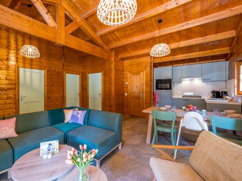 BUNGALOW 6 personnes - Mole's Forest Lodge