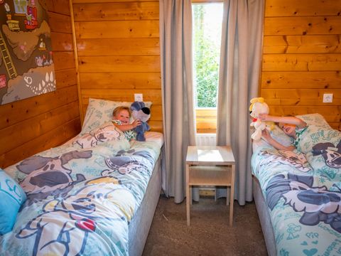 BUNGALOW 6 personnes - Mole's Forest Lodge