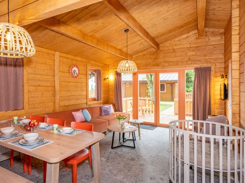 LODGE 6 personnes - Woezel & Pip Babylodge