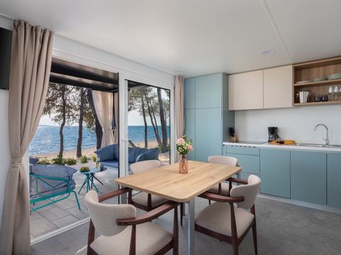 MOBILHOME 4 personnes - Amber Sea Luxury Holiday Home with private pool