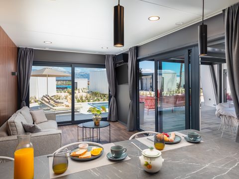 MOBILHOME 4 personnes - Luxury Glamping Villa with private pool