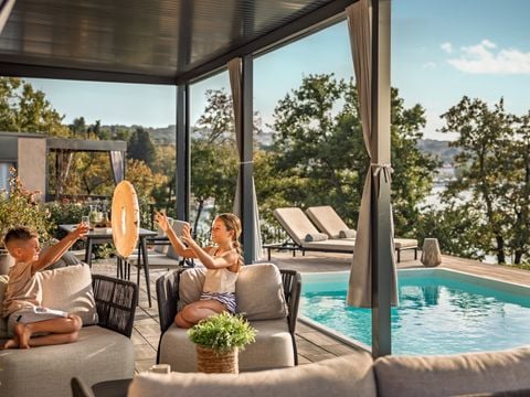 MOBILHOME 4 personnes - Amber Sea Luxury Holiday Home with private pool