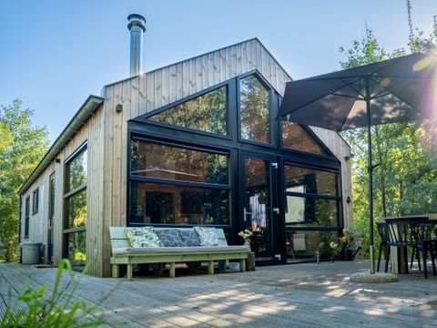 LODGE 8 personnes - Pavillon d'eau Skries