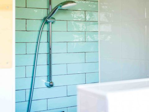 LODGE 8 personnes - Pavillon d'eau Skries