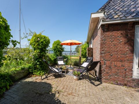 MAISON 8 personnes - La maison de devant