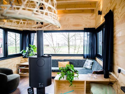 LODGE 4 personnes - Pavillon d'eau Ljurk