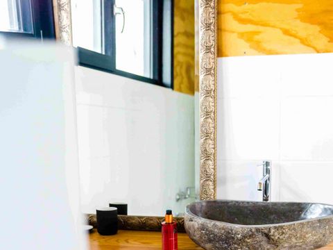 LODGE 4 personnes - Loge à eau Reade Wikel