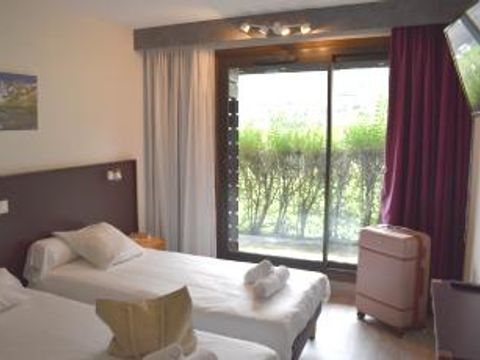 CHAMBRE 2 personnes - 2 personnes