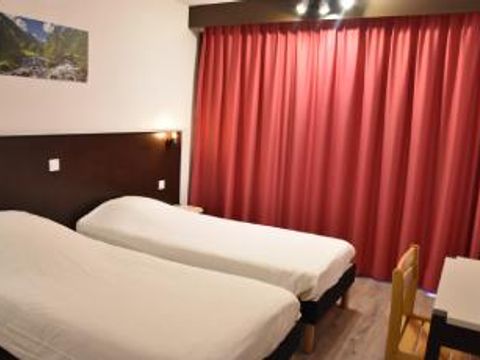 CHAMBRE 2 personnes - 2 personnes