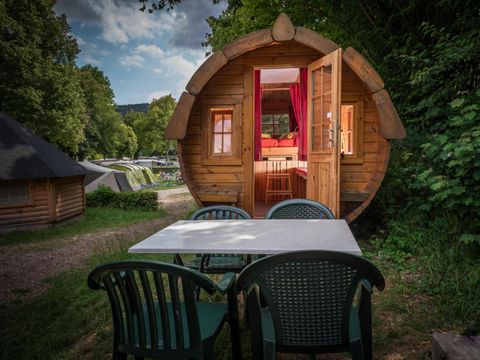 HÉBERGEMENT INSOLITE 4 personnes - Baril de camping Finkota
