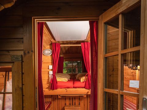 HÉBERGEMENT INSOLITE 4 personnes - Baril de camping Finkota