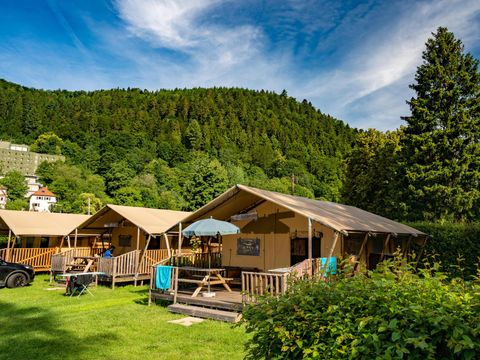 TENTE TOILE ET BOIS 5 personnes