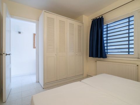 Appartement 3 personnes - Appartement 1 chambre - 2 adultes + 1 enfant (- 12 ans) ou 3 adultes - Economique