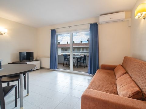 APPARTEMENT 3 personnes - Appartement 1 chambre - 2 adultes + 1 enfant (- 12 ans) ou 3 adultes - Economique