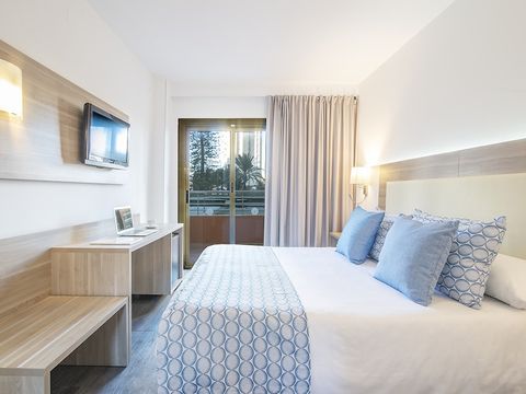 CHAMBRE 2 personnes - Chambre Double - Balcon