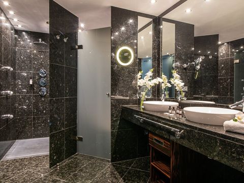 CHAMBRE 4 personnes - Chambre Quadruple