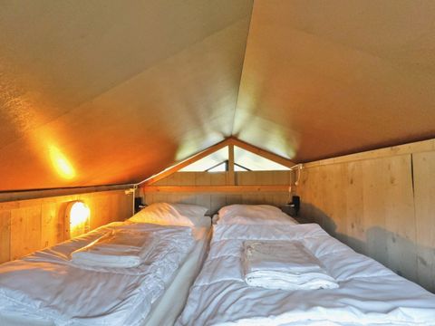 TENTE TOILE ET BOIS 4 personnes - Loge
