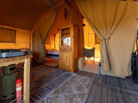 TENTE TOILE ET BOIS 4 personnes