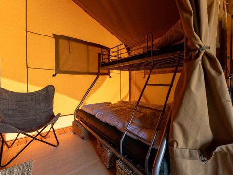 TENTE TOILE ET BOIS 4 personnes