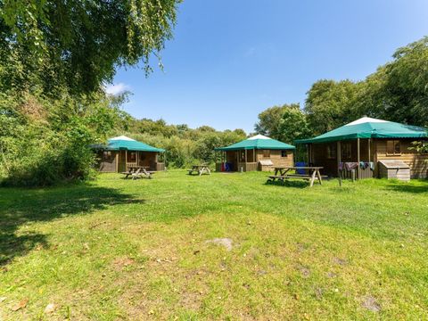 BUNGALOW 6 personnes - Camping bungalow standard (4-6 personnes)