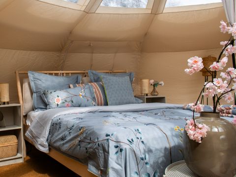 HÉBERGEMENT INSOLITE 4 personnes - Tente Lotus Belle