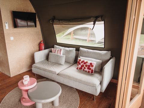 LODGE 4 personnes - Pavillon d'eau