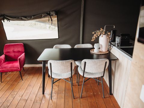 LODGE 4 personnes - Pavillon d'eau