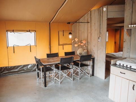 TENTE TOILE ET BOIS 5 personnes