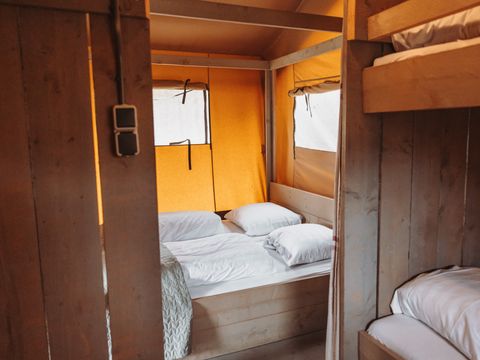 TENTE TOILE ET BOIS 5 personnes