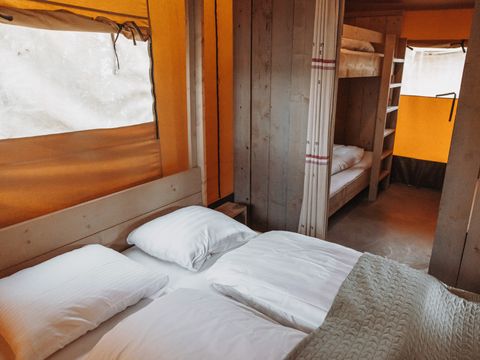 TENTE TOILE ET BOIS 5 personnes