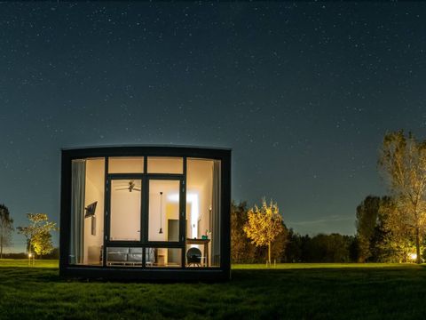 HÉBERGEMENT INSOLITE 2 personnes - Welle Tiny House Cabin